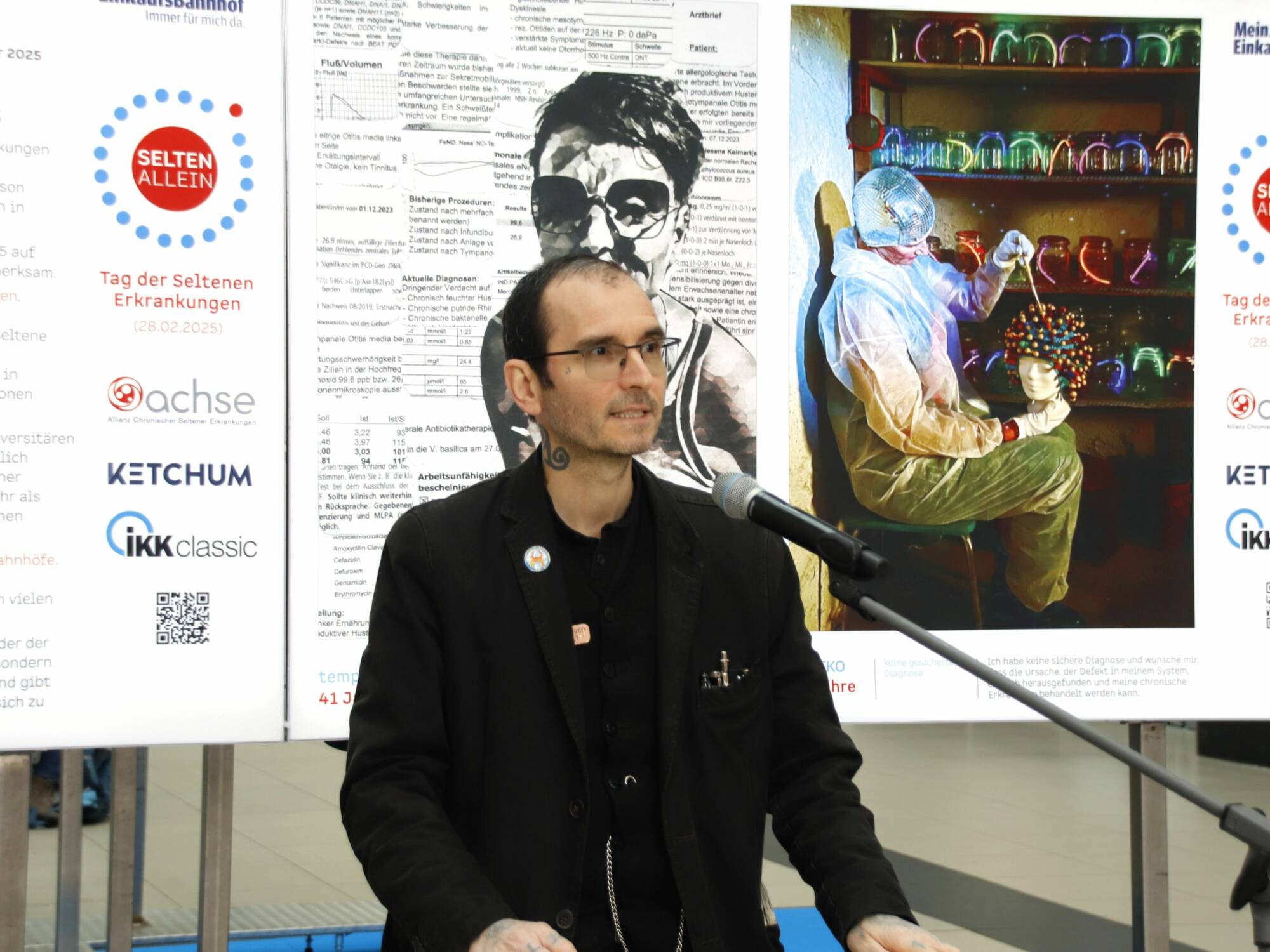 Dr. Mark Benecke, Botschafter der Ausstellung "Selten allein"